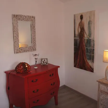 Bilocale In Centro Storico Lägenhet SantʼAntìoco